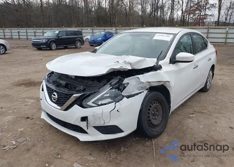 2017 Nissan Sentra S z USA, uszkodzony, nr VIN 3N1AB7AP1HY318930